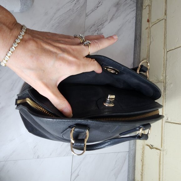 Euc Coach Prince Street Black Leather Shoulder Bag  Purse - Picture 9 of 10